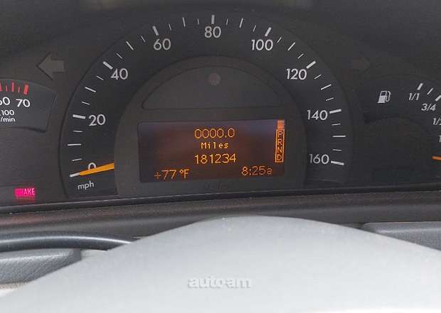 Mercedes-Benz C 240