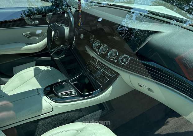 Mercedes-Benz E 350 2022 — լուսանկար 4