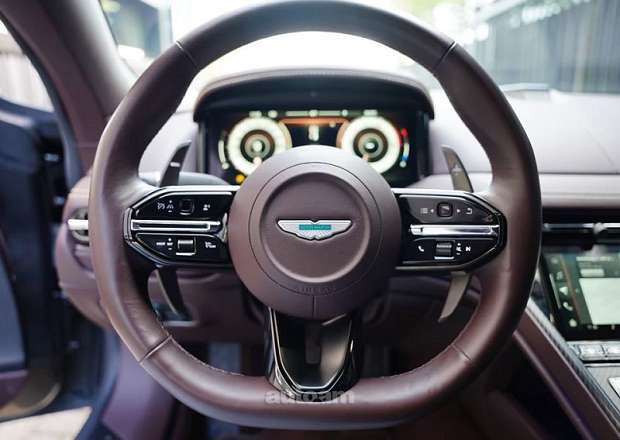 Aston Martin DB
