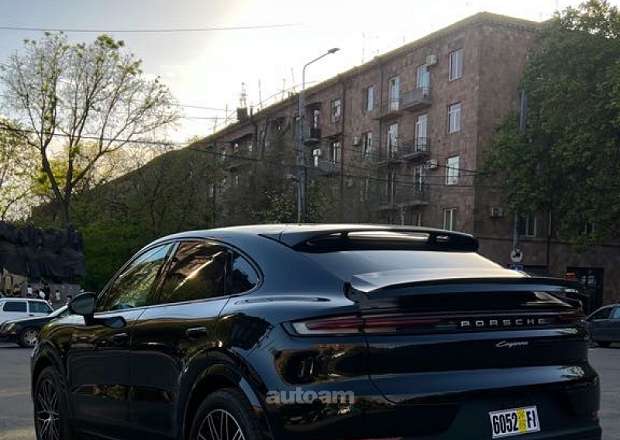 Porsche Cayenne Coupe