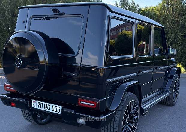 Mercedes-Benz G 500
