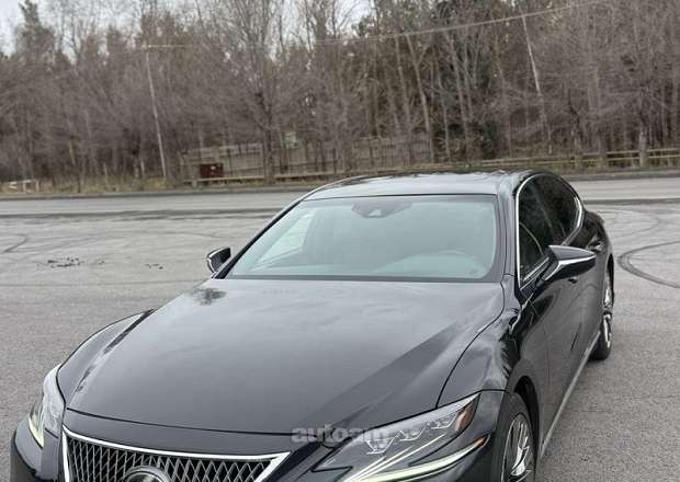 Lexus LS 500