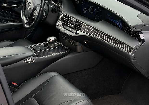 Lexus LS 500