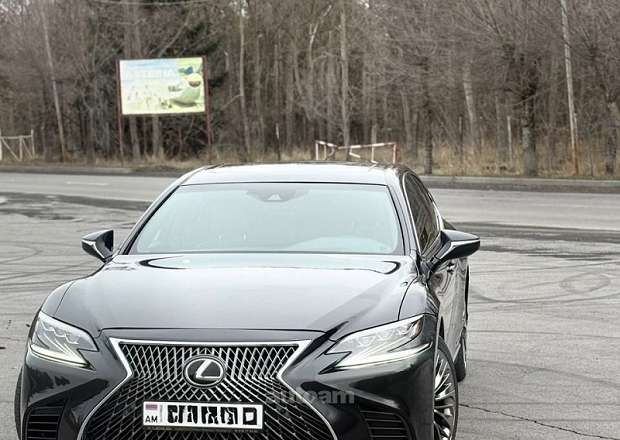 Lexus LS 500