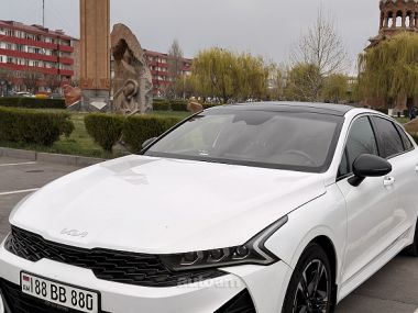 Kia K5  2022 