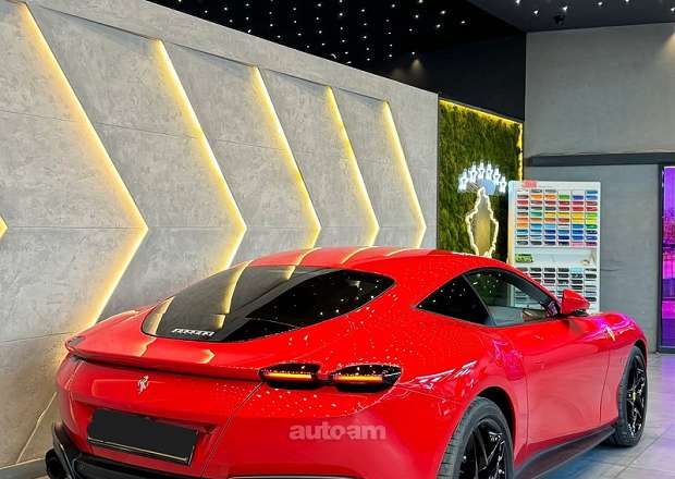 Ferrari Roma