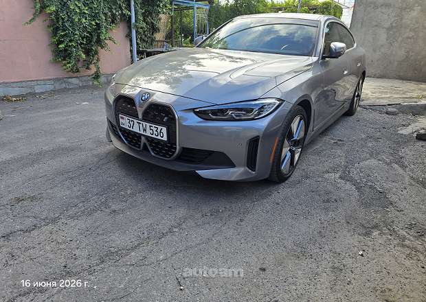 BMW i4