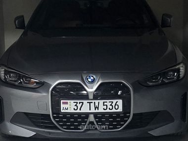 BMW i4  2023 