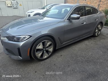 BMW i4  2023 