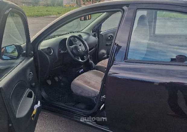Nissan Micra