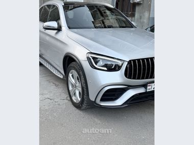 Mercedes-Benz GLC 300  2017 