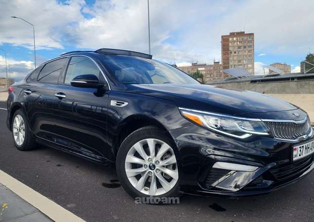 Kia Optima 2017 — լուսանկար 1