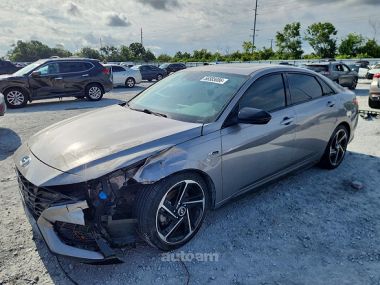 Hyundai Elantra  2023 