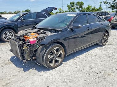 Hyundai Elantra  2023 