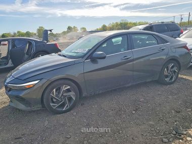 Hyundai Elantra  2025 