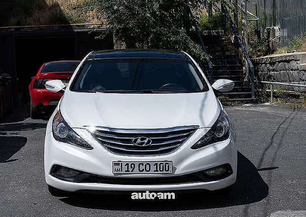 Hyundai Sonata