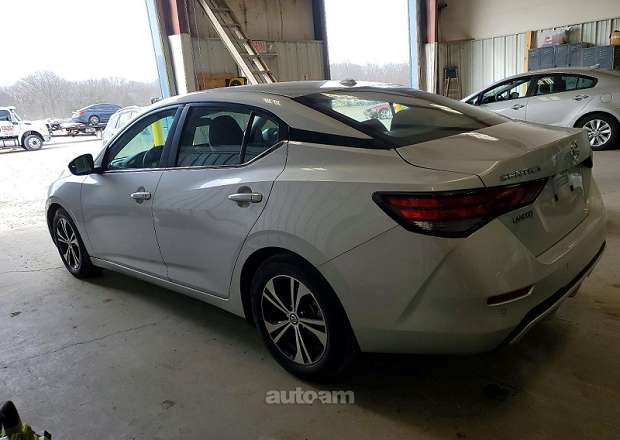 Nissan Sentra