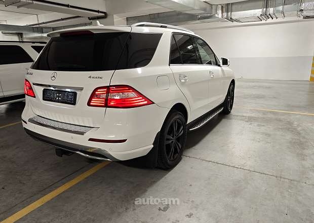 Mercedes-Benz ML 350