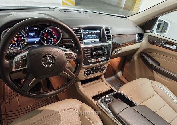 Mercedes-Benz ML 350