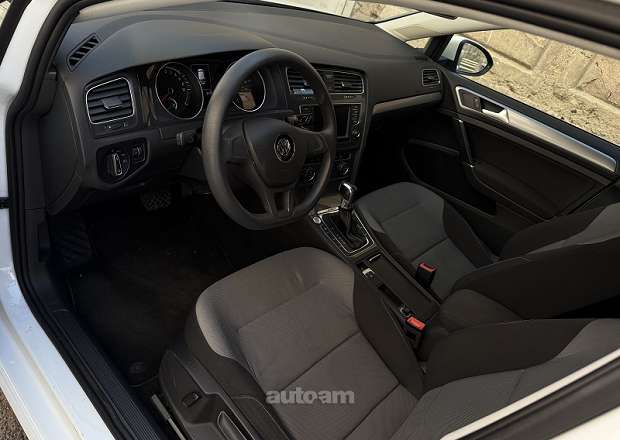 Volkswagen E-Golf 2016 — լուսանկար 5