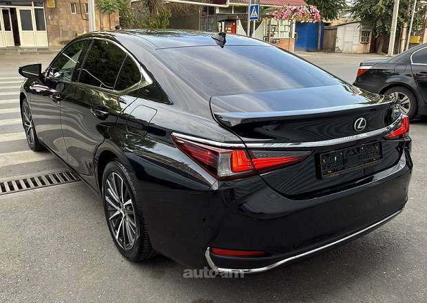 Lexus ES 300h