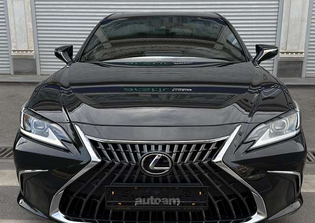 Lexus ES 300h