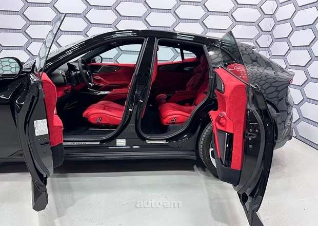 Ferrari Purosangue