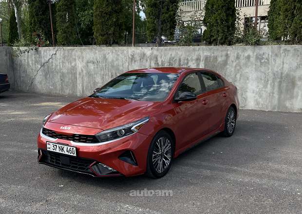 Kia Forte 2023 — фото 1