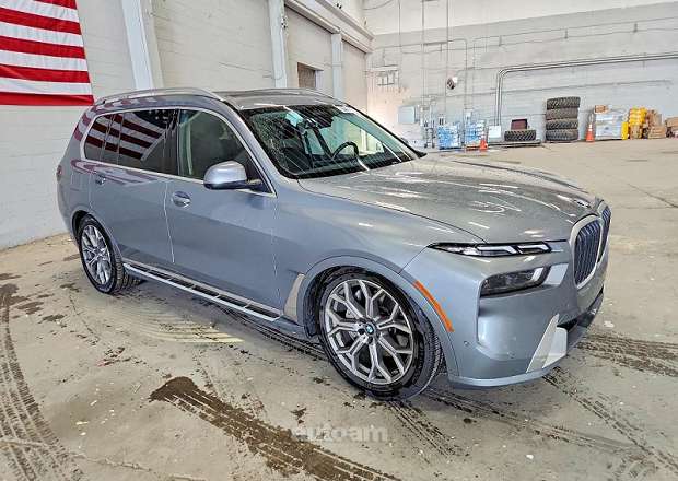 BMW X7