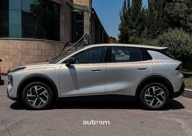Changan Nevo Q05