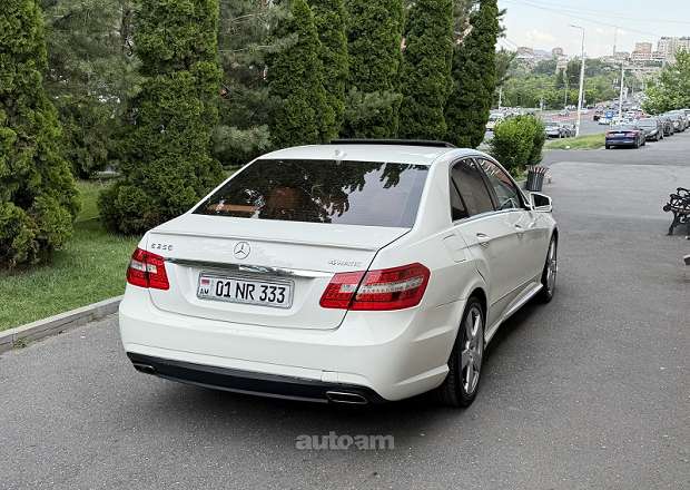 Mercedes-Benz E 350