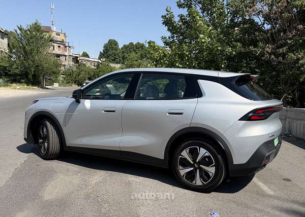 Changan Nevo Q05
