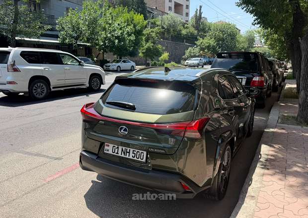 Lexus UX 200 2022 — լուսանկար 3
