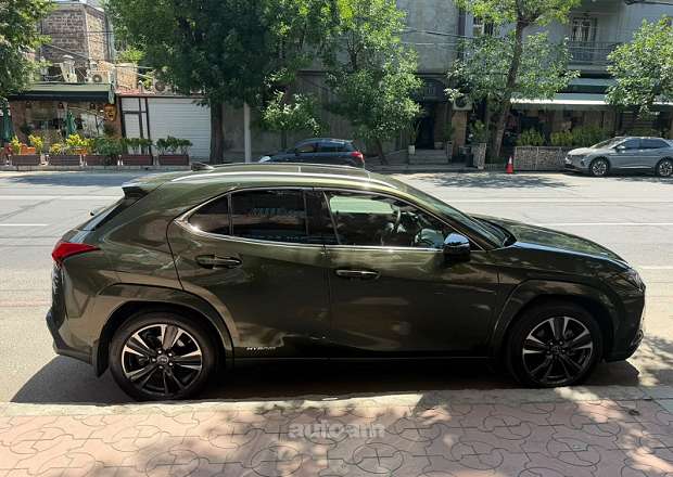 Lexus UX 200 2022 — լուսանկար 2