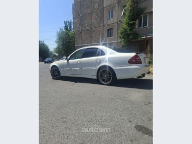 Mercedes-Benz E 350  2006 