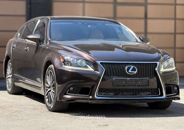 Lexus LS 460 L