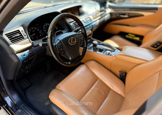 Lexus LS 460 L