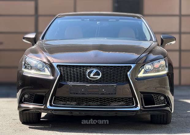 Lexus LS 460 L