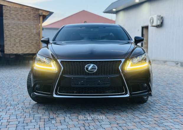 Lexus LS 460 L