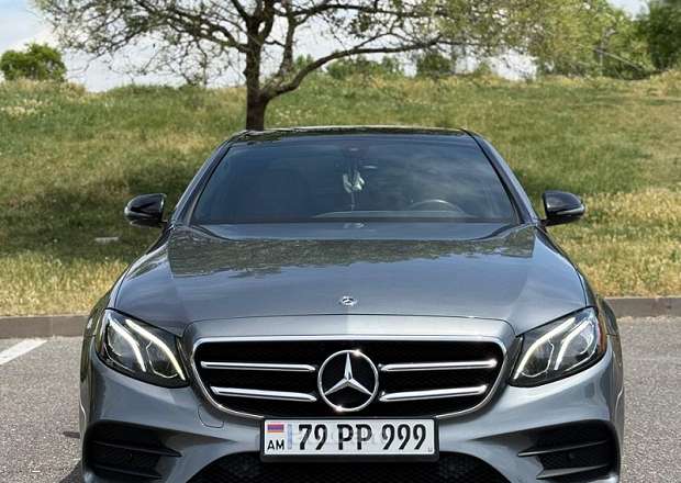 Mercedes-Benz E 300