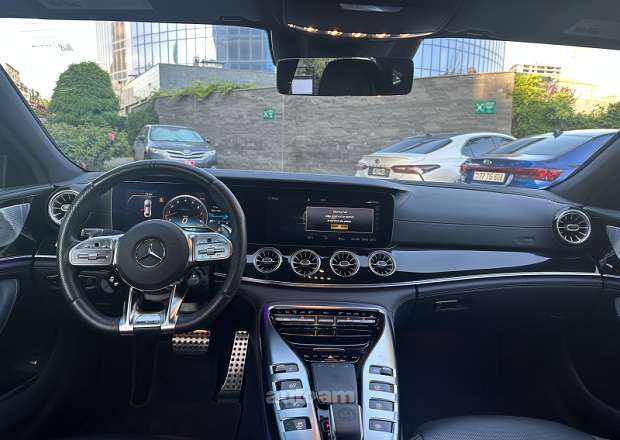 Mercedes-Benz AMG GT