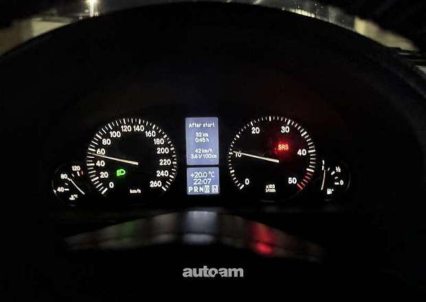 Mercedes-Benz C 220 2002 — photo 12