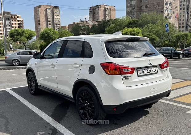 Mitsubishi ASX
