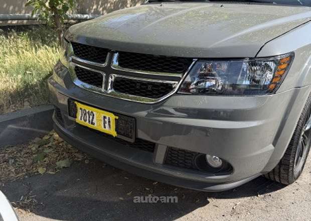 Dodge Journey 2020 — լուսանկար 8