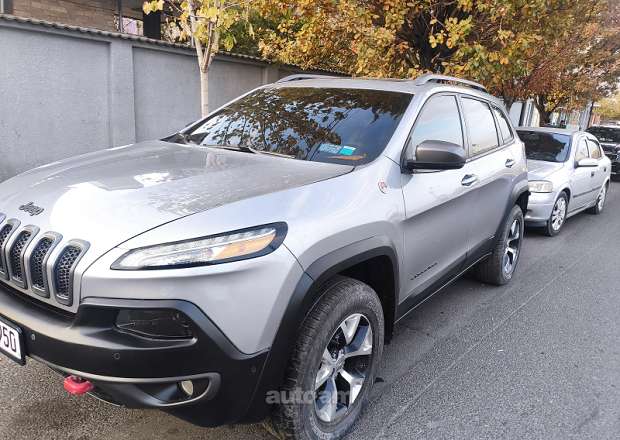 Jeep Cherokee 2016 — լուսանկար 3