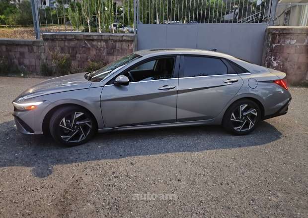 Hyundai Elantra 2025 — լուսանկար 7