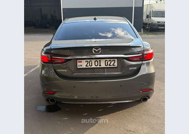 Mazda 6