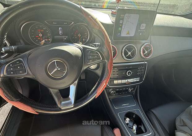 Mercedes-Benz CLA 250
