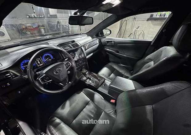 Toyota Camry 2015 — фото 4