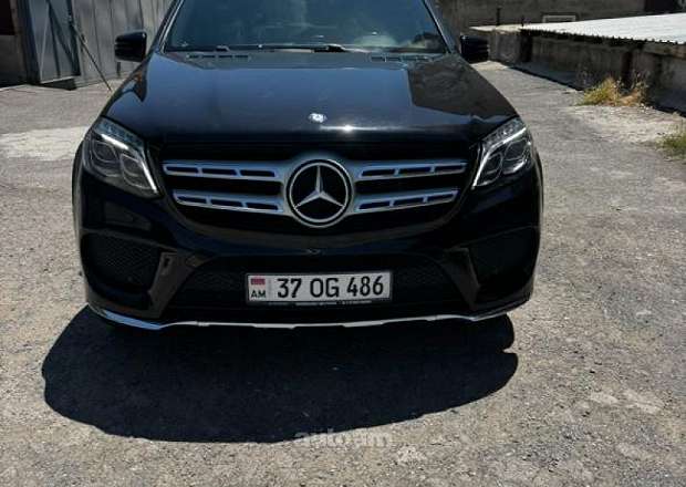 Mercedes-Benz GLS 500